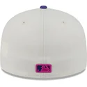 cappello-piatto-beige-e-viola-aderente-59fifty-clr-dvlp-dei-boston-red-sox-mlb-di-new-era