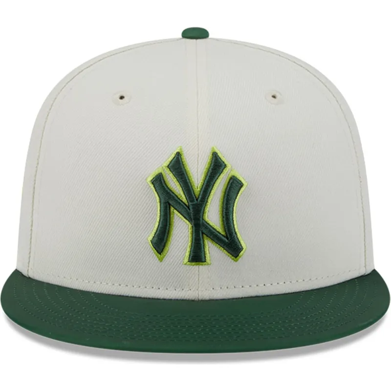 cappello-piatto-beige-e-verde-regolabile-59fifty-clr-dvlp-dei-new-york-yankees-mlb-di-new-era