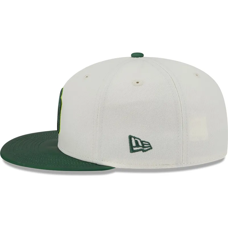 cappello-piatto-beige-e-verde-chiuso-59fifty-clr-dvlp-dei-new-york-yankees-mlb-di-new-era