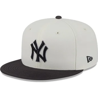 Cappello piatto beige e nero aderente 59FIFTY CLR DVLP dei New York Yankees MLB di New Era