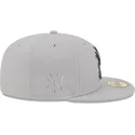 cappellino-piatto-grigio-aderente-59fifty-cracked-dei-new-york-yankees-mlb-di-new-era