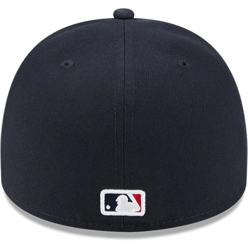 cappellino-curvo-blu-marino-chiuso-59fifty-a-frame-cartoon-di-boston-red-sox-mlb-di-new-era cappellino-curvo-blu-marino-chiuso-59fifty-a-frame-cartoon-di-boston-red-sox-mlb-di-new-era