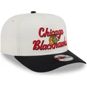 casquette-courbee-beige-et-noire-snapback-9fifty-a-frame-chainstitch-chicago-blackhawks-nhl-new-era