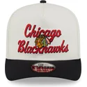casquette-courbee-beige-et-noire-snapback-9fifty-a-frame-chainstitch-chicago-blackhawks-nhl-new-era