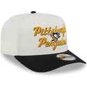 cappellino-visiera-curva-beige-e-nero-snapback-9fifty-a-frame-chainstitch-di-pittsburgh-penguins-nhl-di-new-era