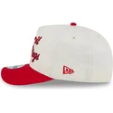 cappellino-snapback-beige-e-rosso-9fifty-a-frame-chainstitch-detroit-red-wings-nhl-di-new-era