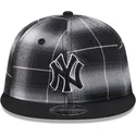 cappello-piatto-nero-snapback-9fifty-retro-crown-plaid-dei-new-york-yankees-mlb-di-new-era