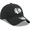 casquette-courbee-noire-ajustable-9twenty-stamp-chicago-blackhawks-nhl-new-era
