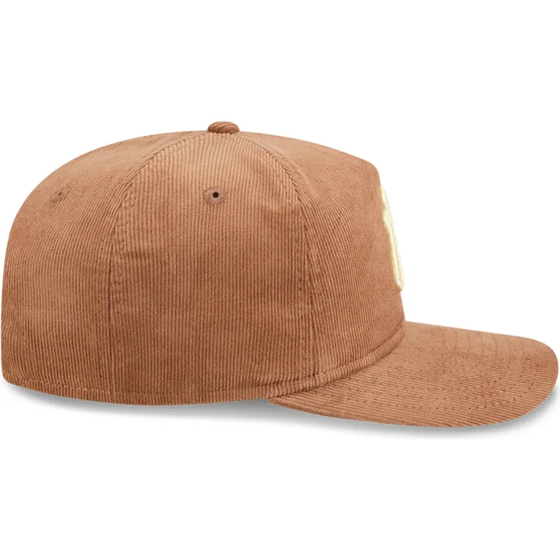 cappellino-curvo-nero-snapback-19twenty-nostalgic-golfer-dei-new-york-yankees-mlb-di-new-era