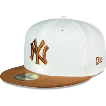 Cappellino piatto bianco e marrone regolabile 59FIFTY Chrome Toast Side Patch dei New York Yankees MLB di New Era