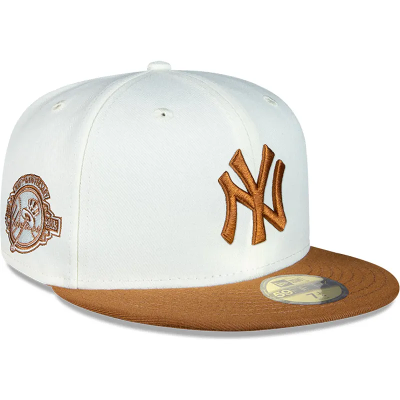 cappello-piatto-bianco-e-marrone-aderente-59fifty-chrome-toast-side-patch-dei-new-york-yankees-mlb-di-new-era