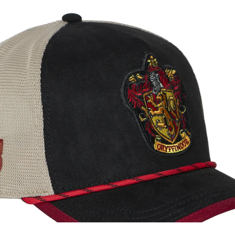 gorra-trucker-sort-og-beige-gryffindor-hp3-gry-harry-potter-fra-capslab