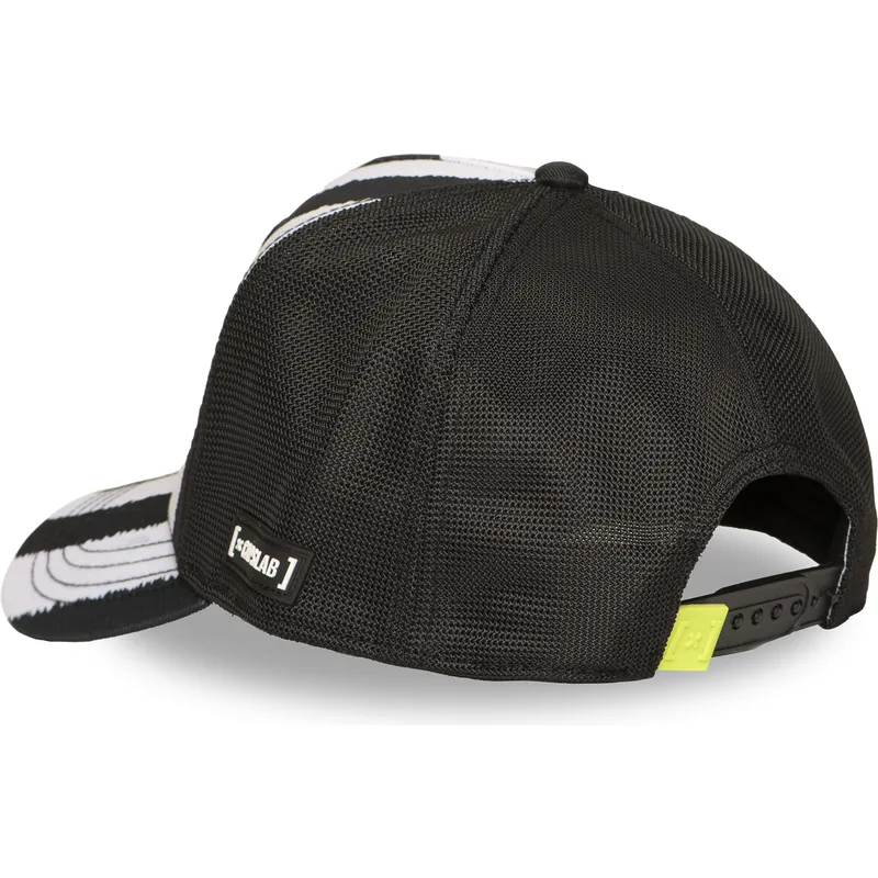 svart-och-vit-beetlejuice-btj-str-beetlejuice-truckerkeps-fran-capslab