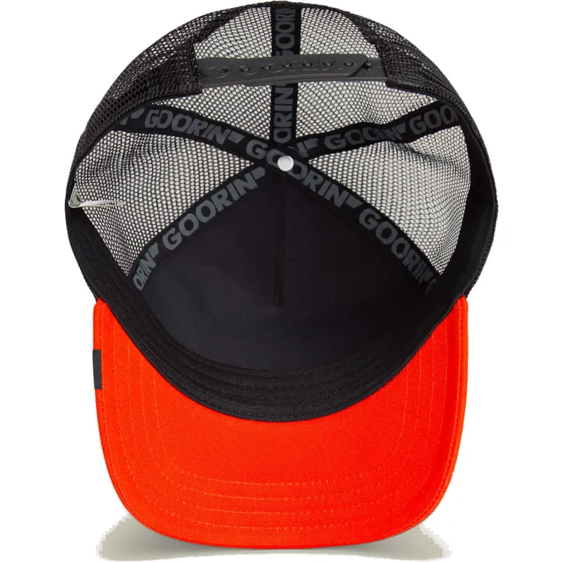 sort-og-orange-raev-trucker-kasket-good-looks-sport-the-farm-af-goorin-bros