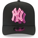 cappellino-nero-curvo-snapback-9fifty-a-frame-neon-dei-new-york-yankees-mlb-di-new-era