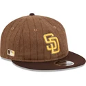cappellino-piatto-marrone-regolabile-9fifty-retro-crown-wool-pinstripe-dei-san-diego-padres-mlb-di-new-era