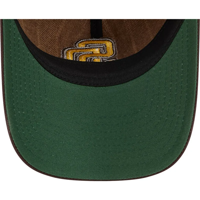 cappellino-visiera-curva-marrone-regolabile-9twenty-a-frame-wool-pinstripe-di-san-diego-padres-mlb-di-new-era