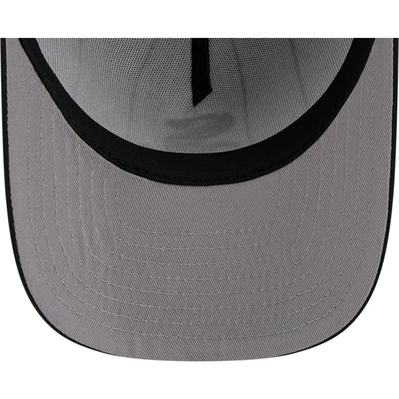 cappellino-visiera-curva-bianco-e-nero-snapback-9fifty-a-frame-satin-pinstripe-di-chicago-white-sox-mlb-di-new-era