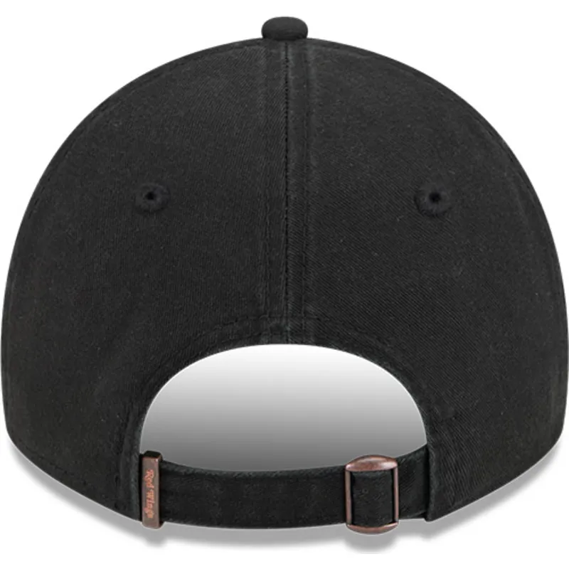 svart-justerbar-bojd-keps-9twenty-stamp-av-detroit-red-wings-nhl-fran-new-era