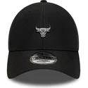 cappellino-curvo-nero-regolabile-9forty-con-spille-dei-chicago-bulls-nba-di-new-era