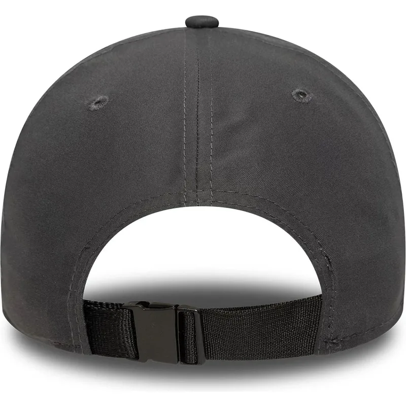 cappellino-visiera-curva-grigio-regolabile-9forty-pin-dei-los-angeles-lakers-nba-di-new-era