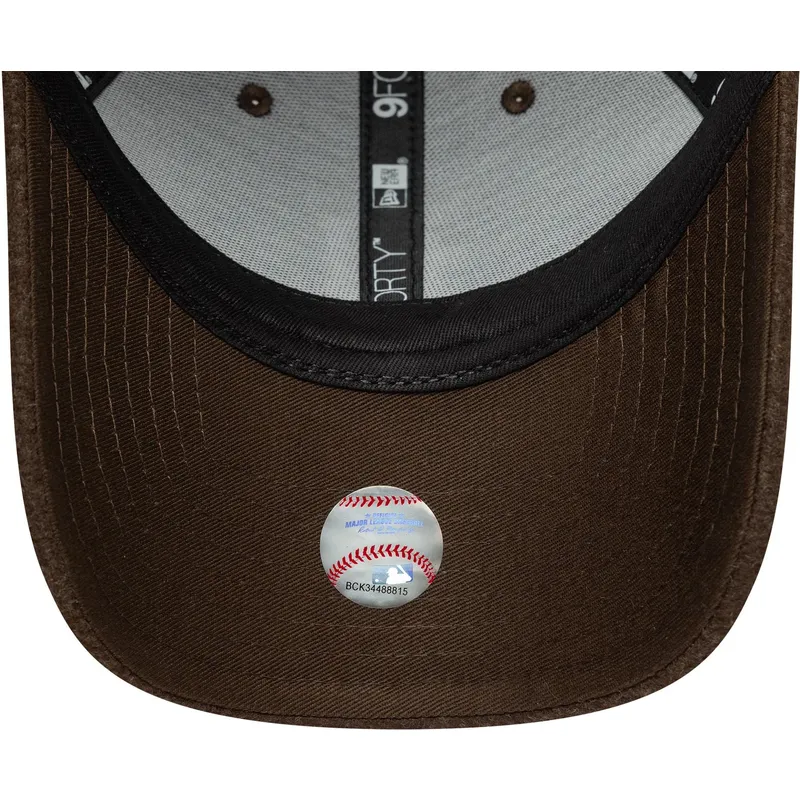 brazowa-czapka-z-zakrzywionym-daszkiem-snapback-9forty-melton-wool-detroit-tigers-mlb-od-new-era