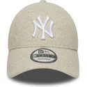 cappellino-snapback-beige-curvo-9forty-melton-wool-dei-new-york-yankees-mlb-di-new-era