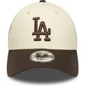 cappellino-curvo-beige-e-marrone-regolabile-9forty-side-patch-dei-los-angeles-dodgers-mlb-di-new-era