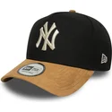 cappellino-nero-e-marrone-snapback-9forty-e-frame-suede-visor-dei-new-york-yankees-mlb-di-new-era