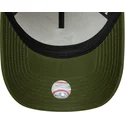 cappellino-curvo-beige-e-verde-snapback-9forty-e-frame-world-series-patch-di-los-angeles-dodgers-mlb-di-new-era