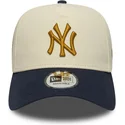 beige-und-marineblaue-snapback-kappe-9forty-e-frame-world-series-patch-der-new-york-yankees-mlb-von-new-era