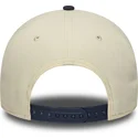 beige-und-marineblaue-snapback-kappe-9forty-e-frame-world-series-patch-der-new-york-yankees-mlb-von-new-era