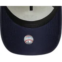 beige-und-marineblaue-gebogene-snapback-kappe-9forty-e-frame-world-series-patch-der-new-york-yankees-mlb-von-new-era