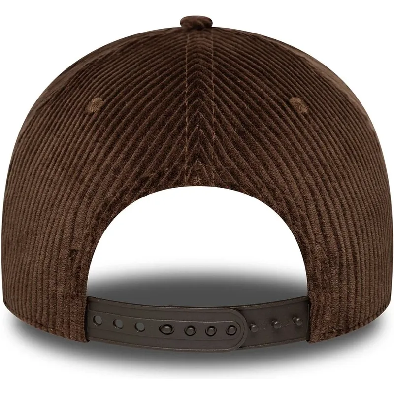 brun-buet-snapback-9forty-e-frame-patch-cord-kasket-fra-new-era