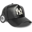 czarna-zakrzywiona-czapka-regulowana-9forty-e-frame-img-leather-new-york-yankees-mlb-od-new-era