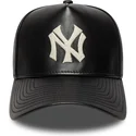cappellino-curvo-nero-regolabile-9forty-e-frame-img-leather-di-new-york-yankees-mlb-di-new-era