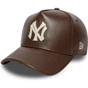 brazowa-zakrzywiona-czapka-z-daszkiem-9forty-e-frame-img-leather-new-york-yankees-mlb-od-new-era-regulowana
