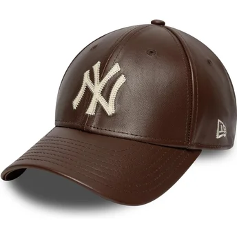 Brun justerbar kurvet kasket 9FORTY M-Crown Img Leather fra New York Yankees MLB fra New Era