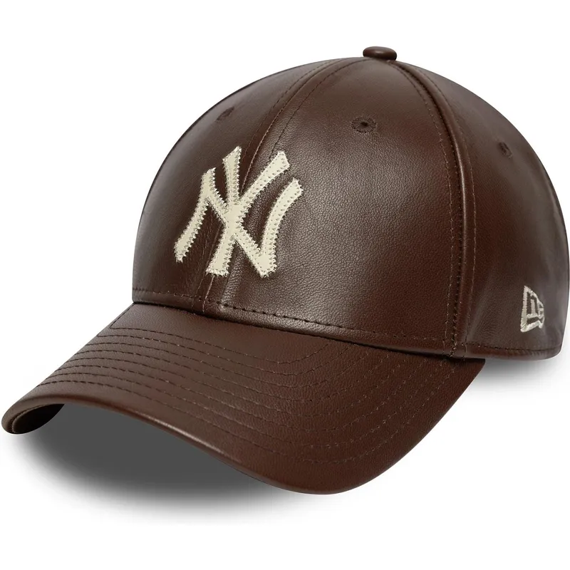 regulowana-brazowa-czapka-z-zakrzywionym-daszkiem-9forty-m-crown-img-leather-new-york-yankees-mlb-od-new-era