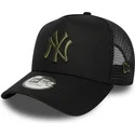 cappello-trucker-nero-con-logo-verde-a-frame-league-essential-dei-new-york-yankees-mlb-di-new-era