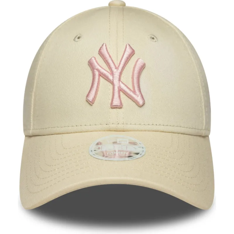 gorra-curva-beige-ajustable-para-mujer-con-logo-rosa-9forty-league-essential-de-new-york-yankees-mlb-de-new-era