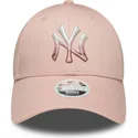 cappellino-curvo-rosa-regolabile-da-donna-9forty-logo-metallico-dei-new-york-yankees-mlb-di-new-era