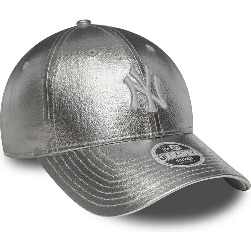 damska-srebrna-regulowana-czapka-z-zakrzywionym-daszkiem-9forty-metallic-new-york-yankees-mlb-od-new-era