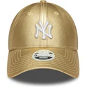 cappellino-curvo-dorato-regolabile-da-donna-9forty-metallic-new-york-yankees-mlb-di-new-era