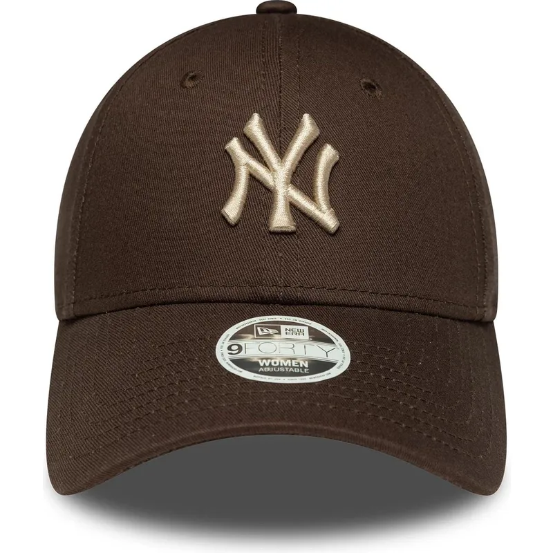 brazowa-regulowana-czapka-z-zakrzywionym-daszkiem-dla-kobiet-z-bezowym-logo-9forty-league-essential-new-york-yankees-mlb-marki-n
