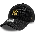 new-era-new-york-yankees-mlb-9forty-leo-velour-metallic-sort-justerbar-kvindekasket-med-gul-logo