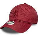 new-era-mlb-new-york-yankees-9twenty-padded-rote-verstellbare-damenkappe-mit-gebogenem-schirm-und-rotem-logo