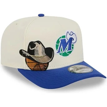 Beige och blå snapback-keps med böjd skärm 9FIFTY A Frame Precurved Hardwood Classics från Dallas Mavericks NBA av New Era