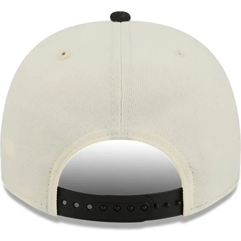 gorra-curva-beige-y-negra-snapback-9fifty-a-frame-precurved-hardwood-classics-de-detroit-pistons-nba-de-new-era