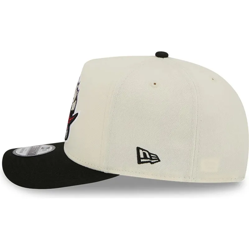 gorra-curva-beige-y-negra-snapback-9fifty-a-frame-precurved-hardwood-classics-de-toronto-raptors-nba-de-new-era